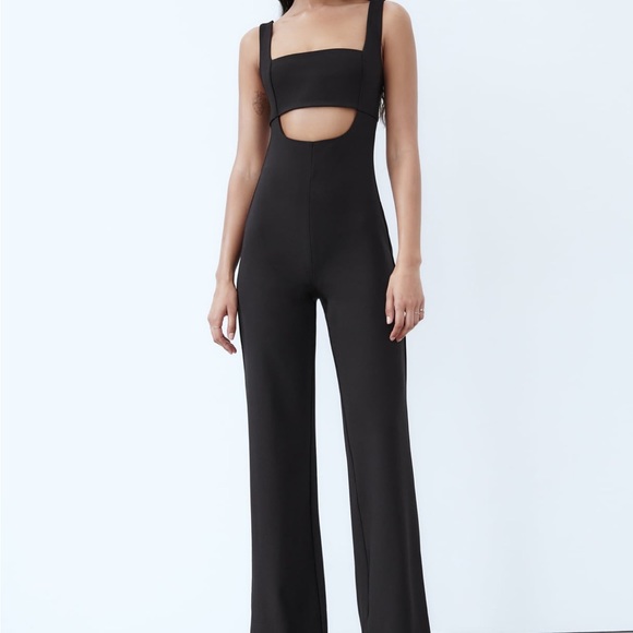 Beautiful Zara jumpsuit worn once for about an hour. - Picture 2 of 6